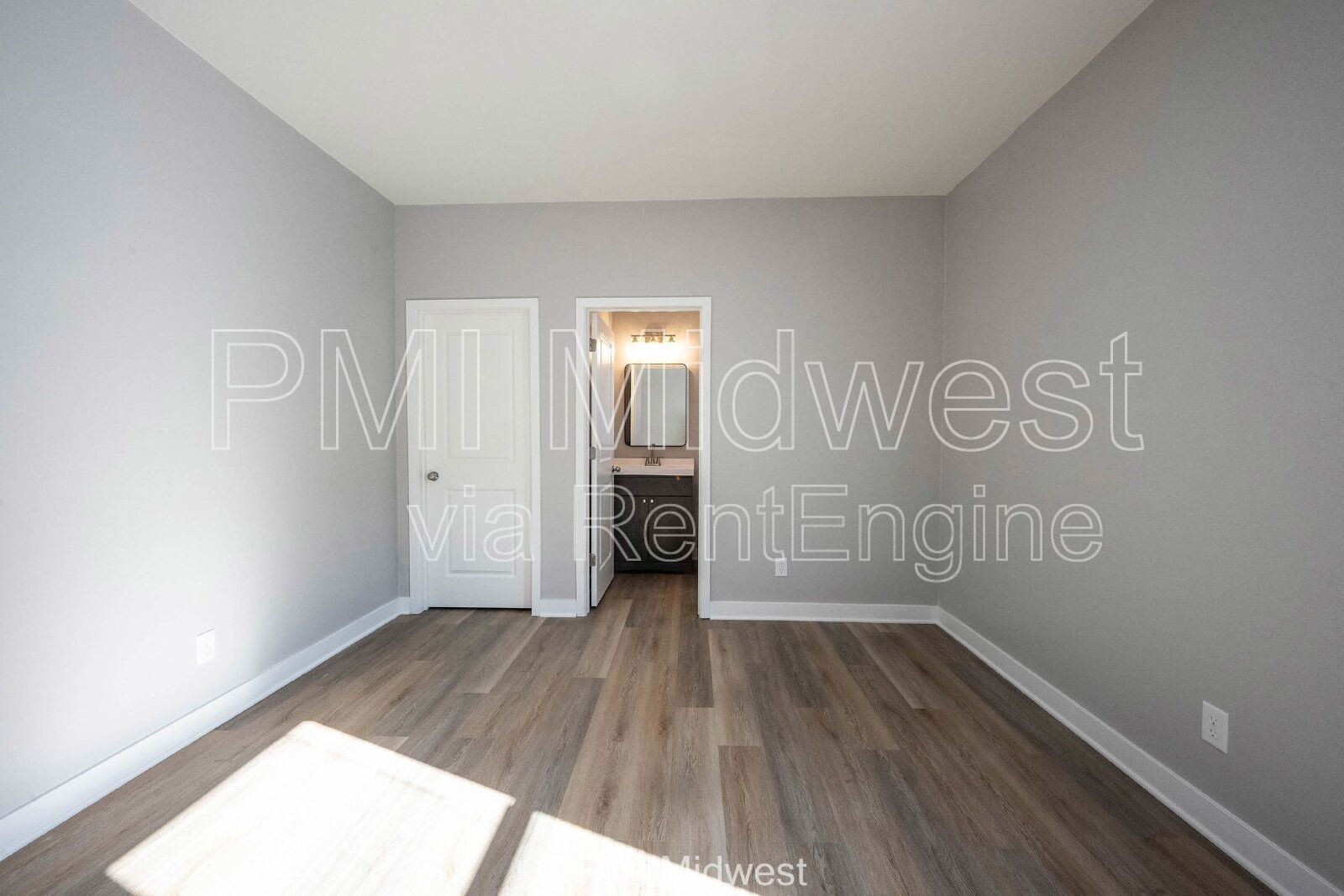 Gallery Image 25