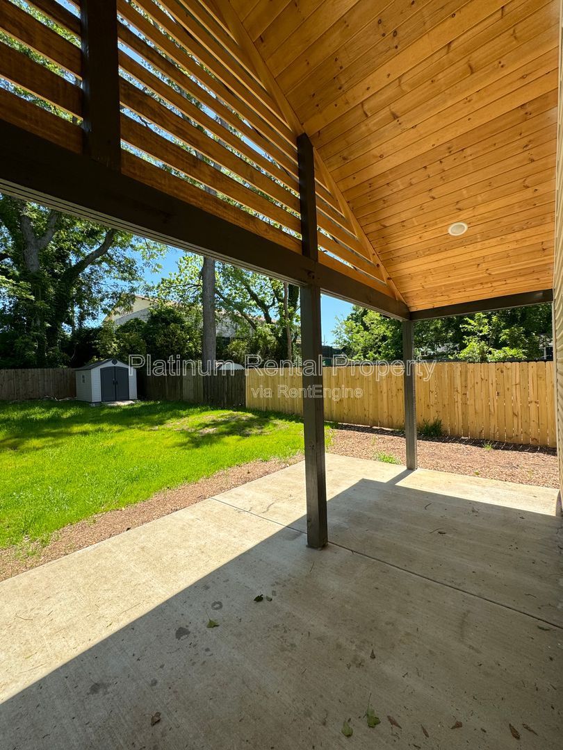 Gallery Image 32