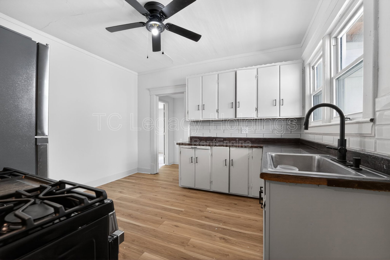 Gallery Image 12