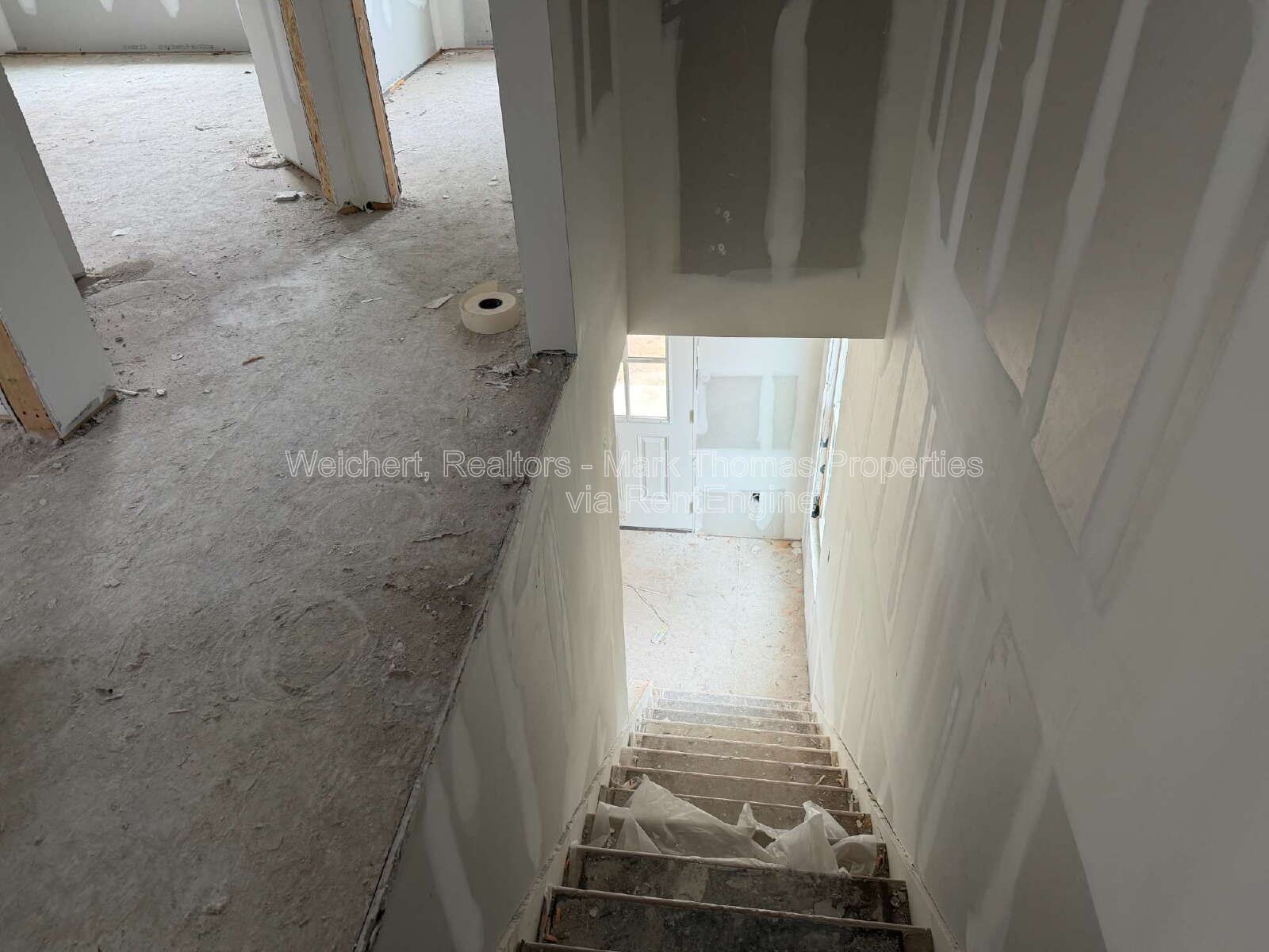 Gallery Image 19