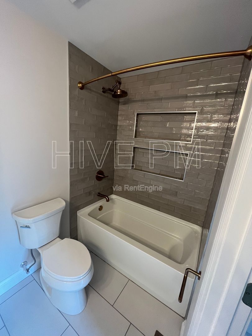 Gallery Image 21