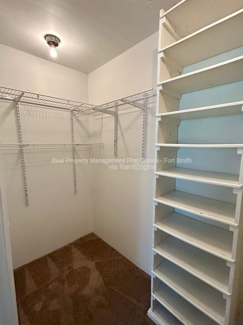 Gallery Image 36