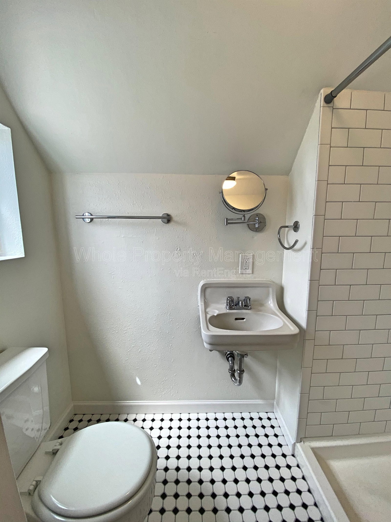Gallery Image 19