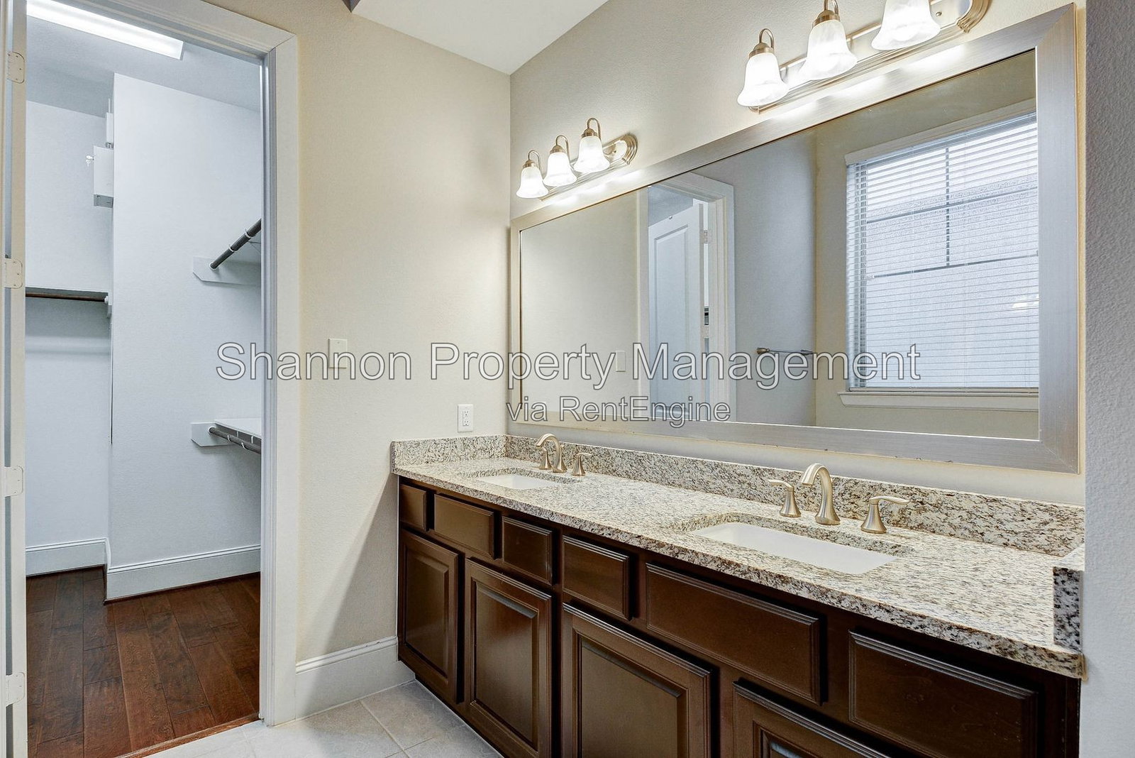 Gallery Image 18