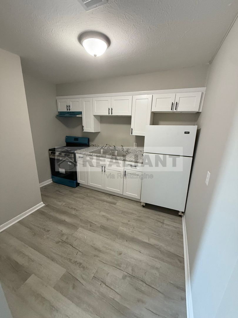 Gallery Image 0