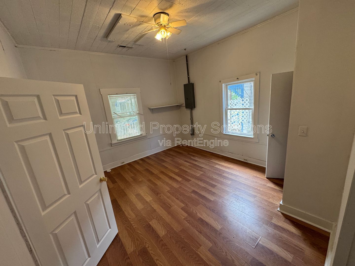 Gallery Image 33