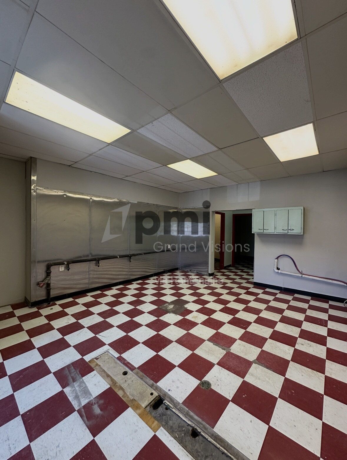 Gallery Image 13