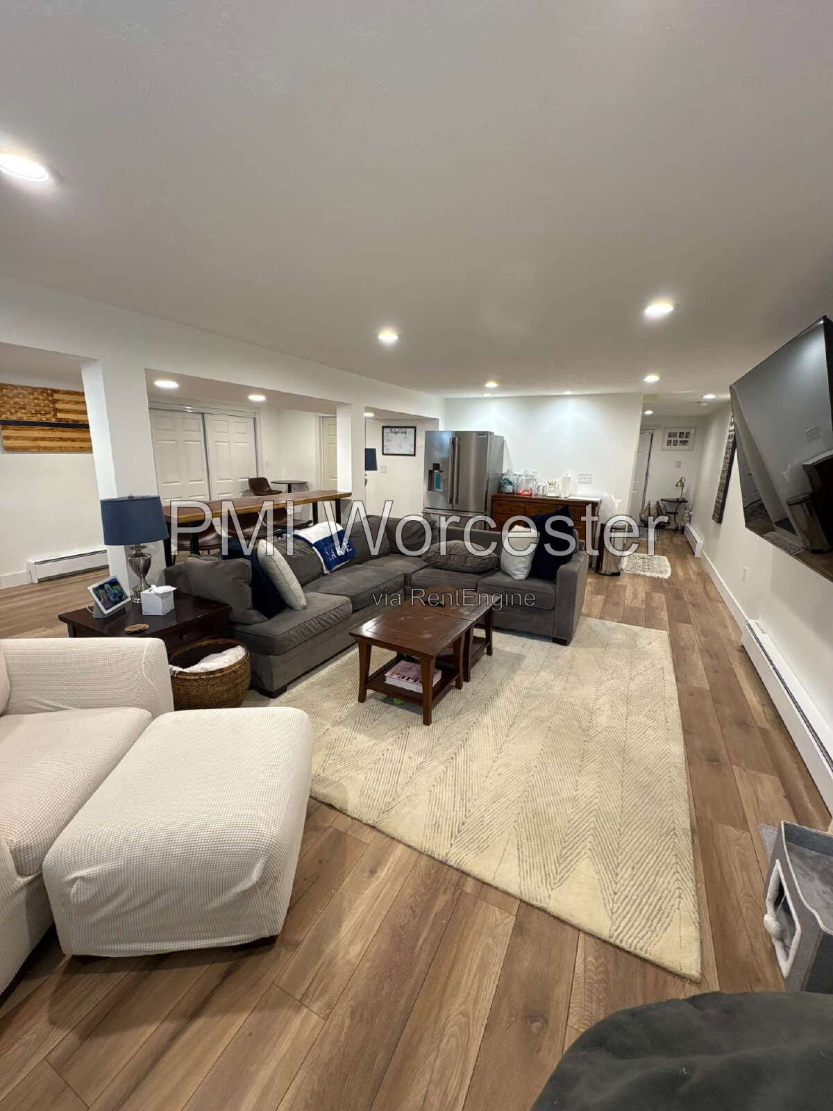 Gallery Image 32