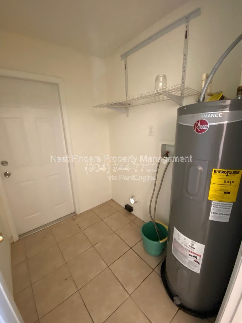 Gallery Image 16