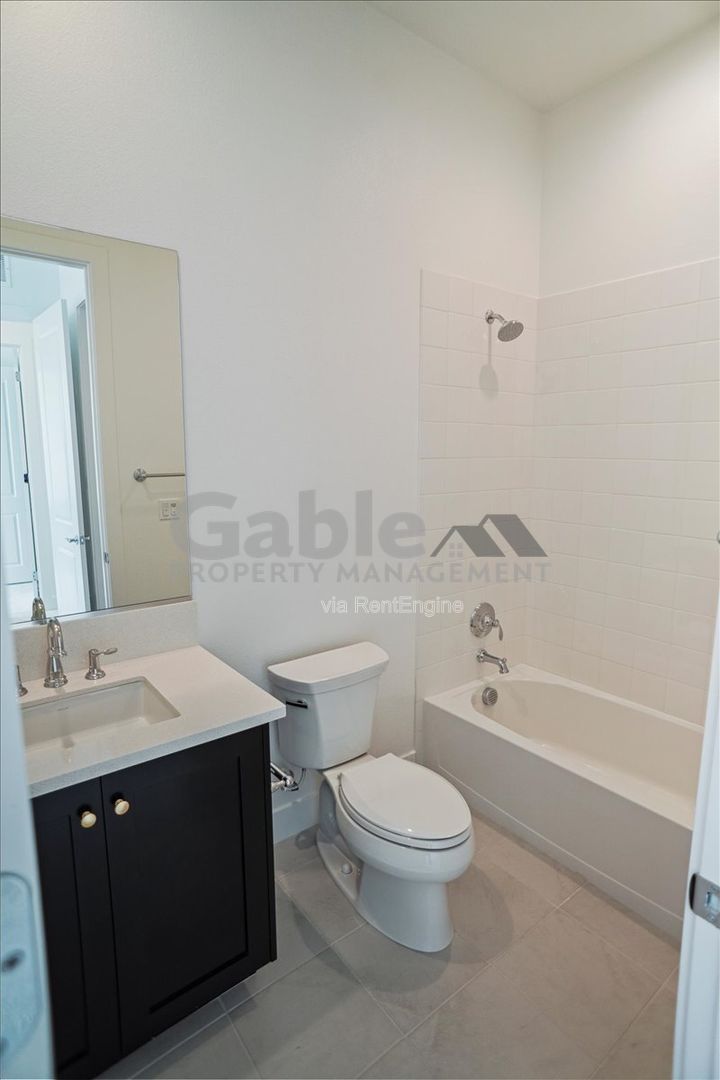 Gallery Image 22