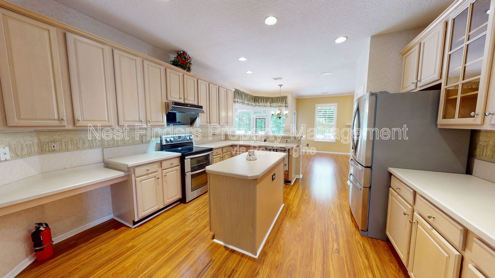 Gallery Image 13