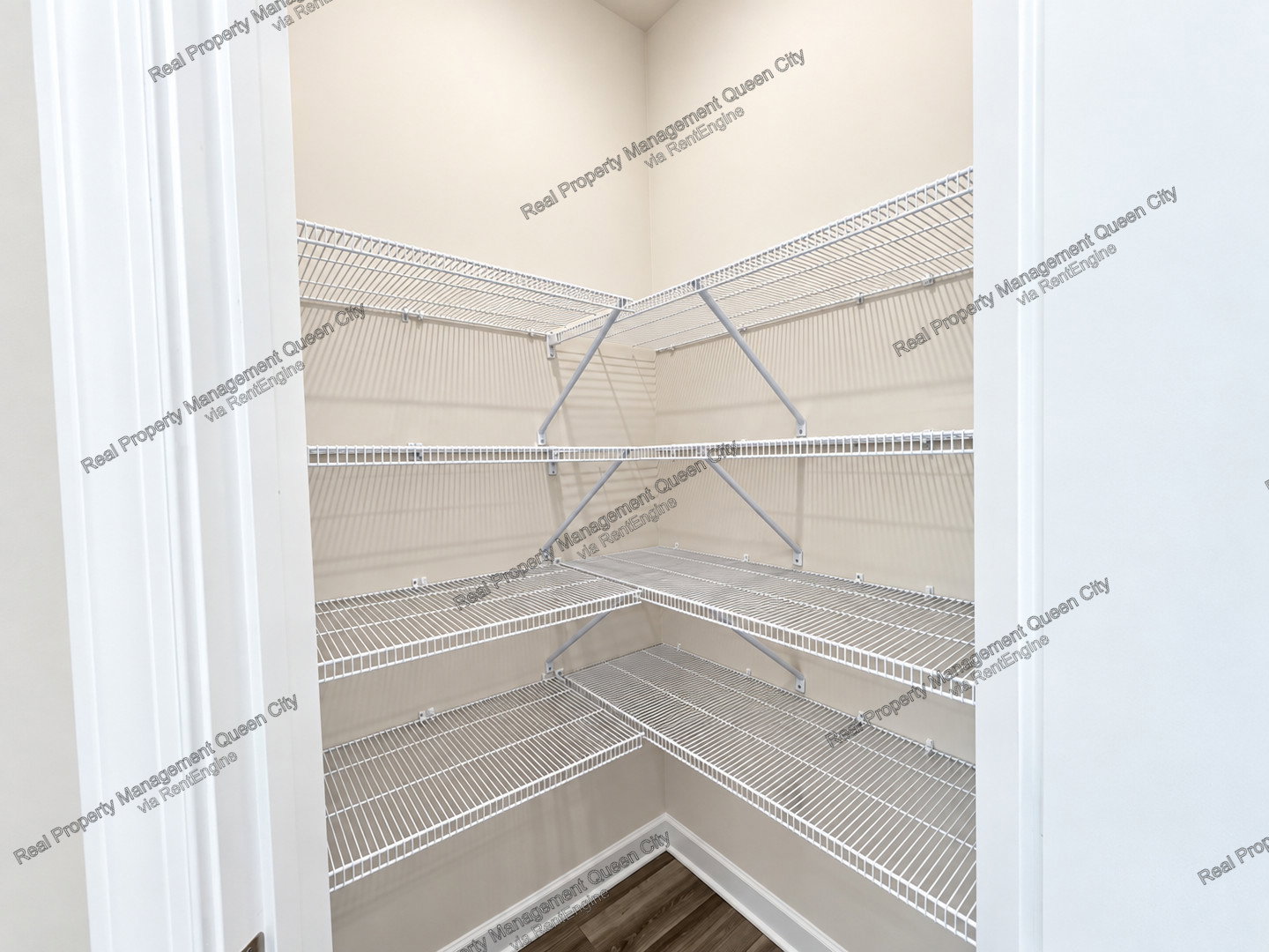 Gallery Image 17