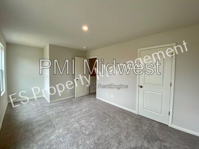 Gallery Image 36