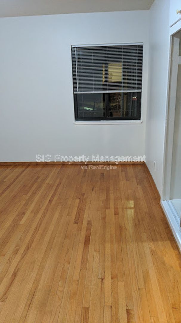 Gallery Image 75