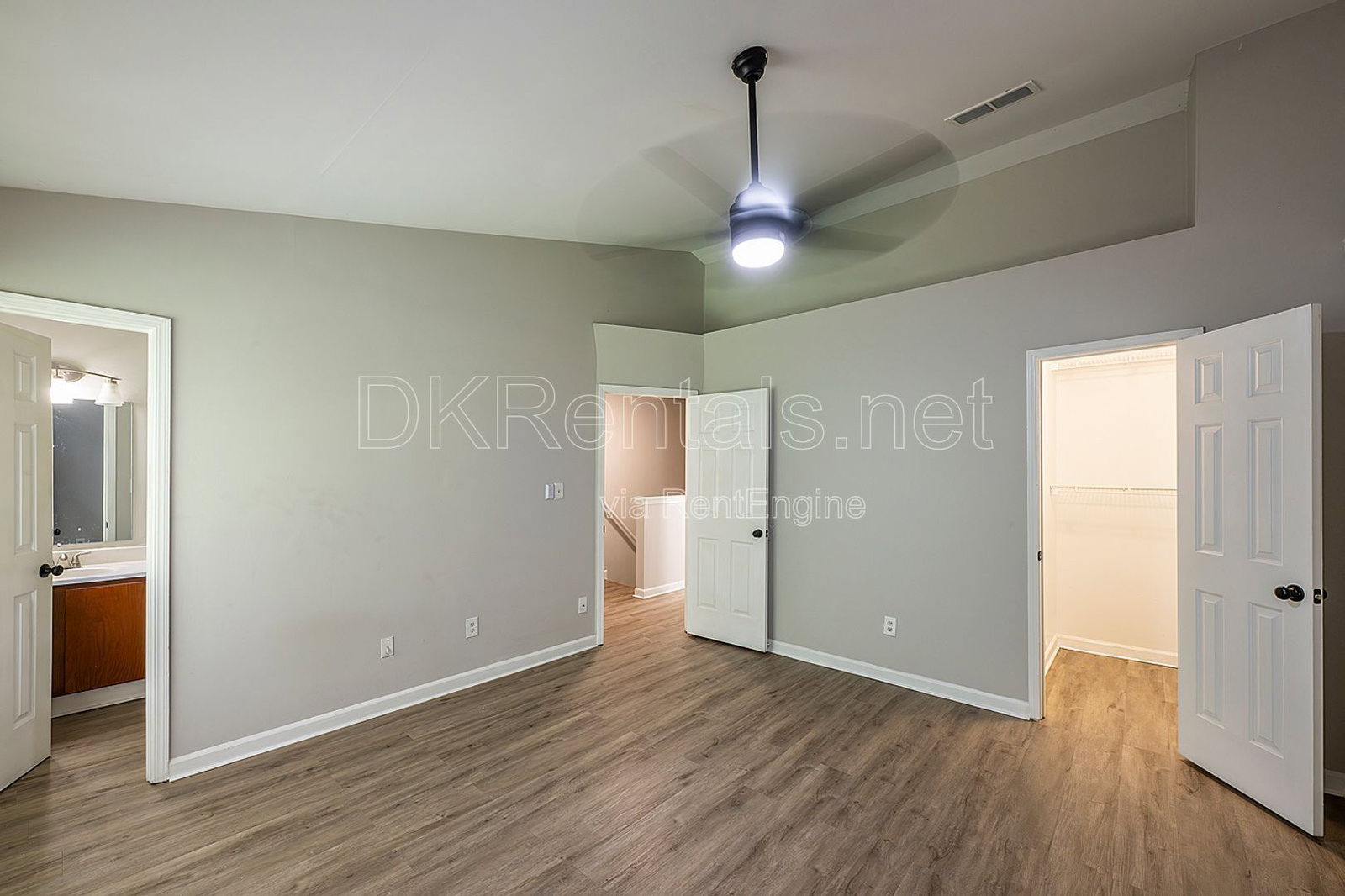 Gallery Image 15
