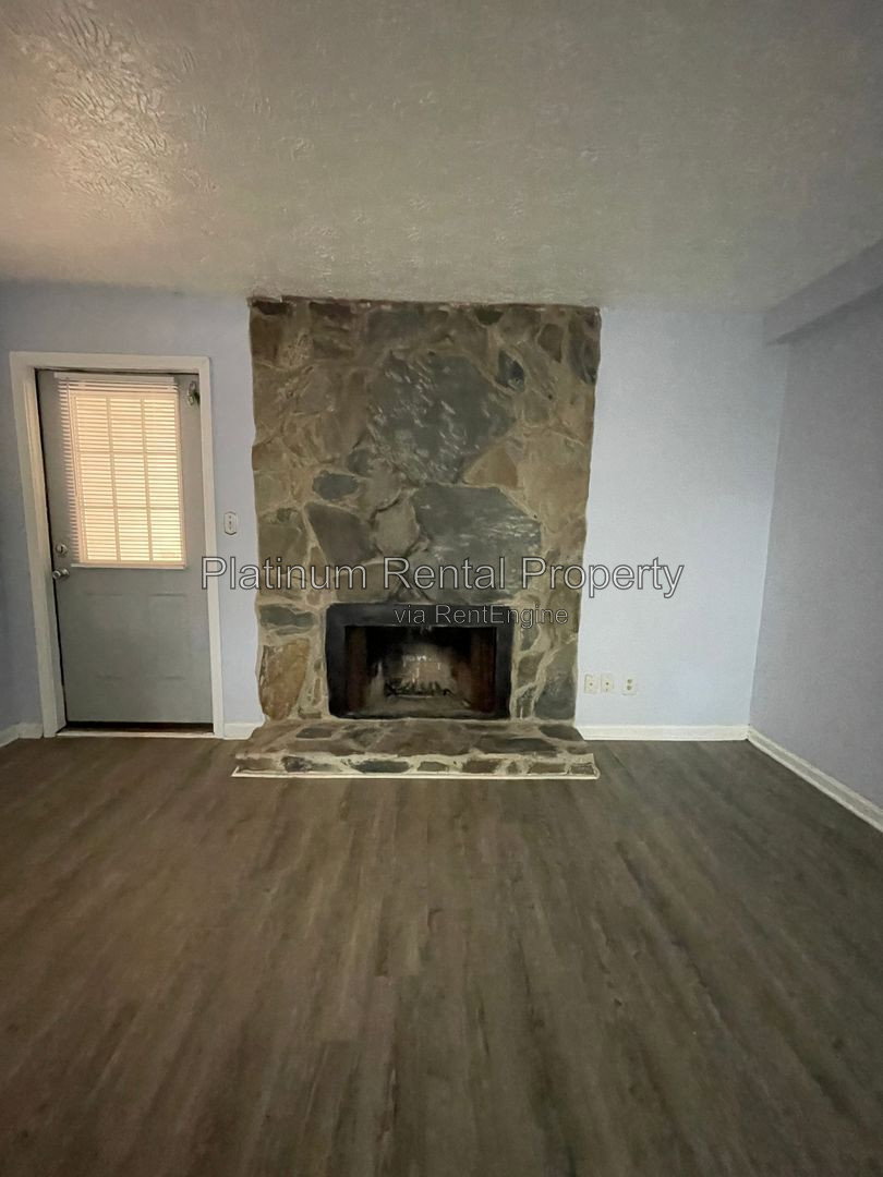 Gallery Image 14