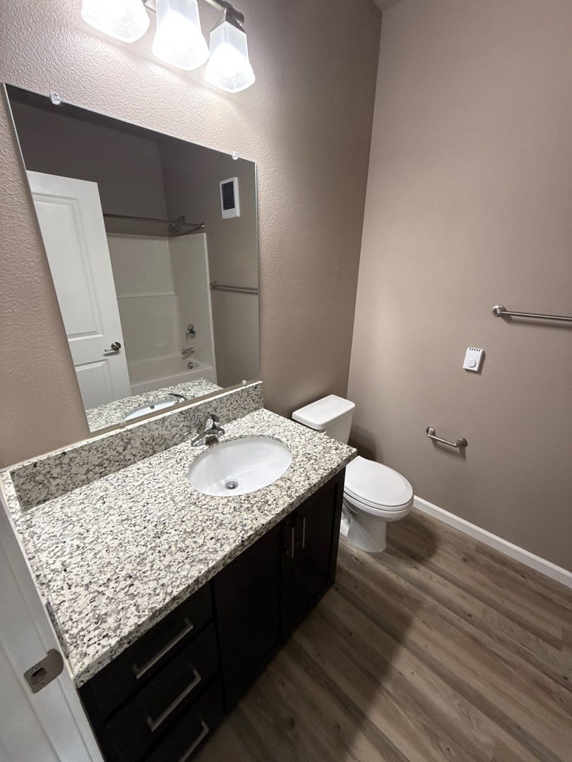 Gallery Image 12