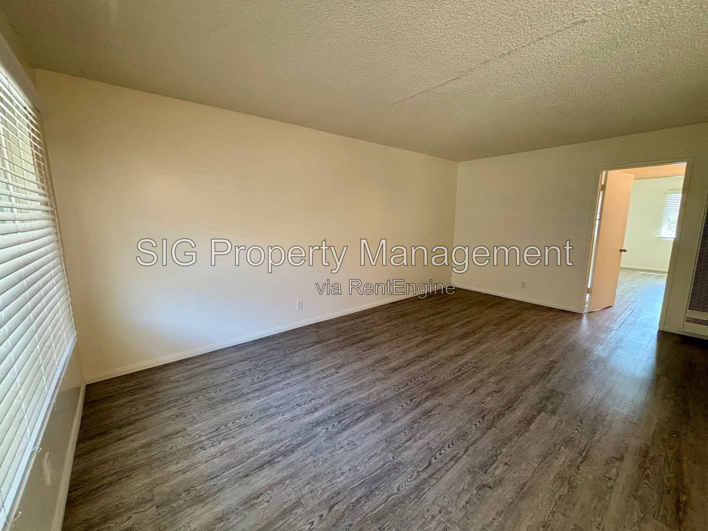 Gallery Image 18