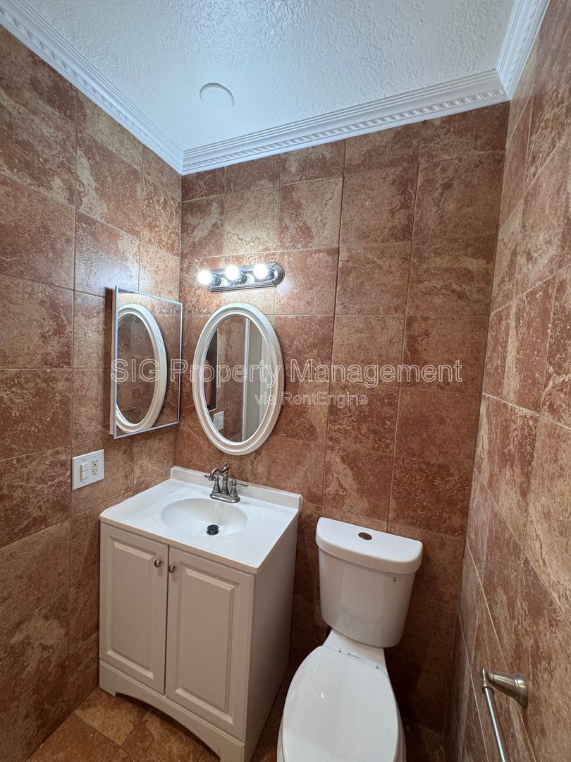 Gallery Image 17