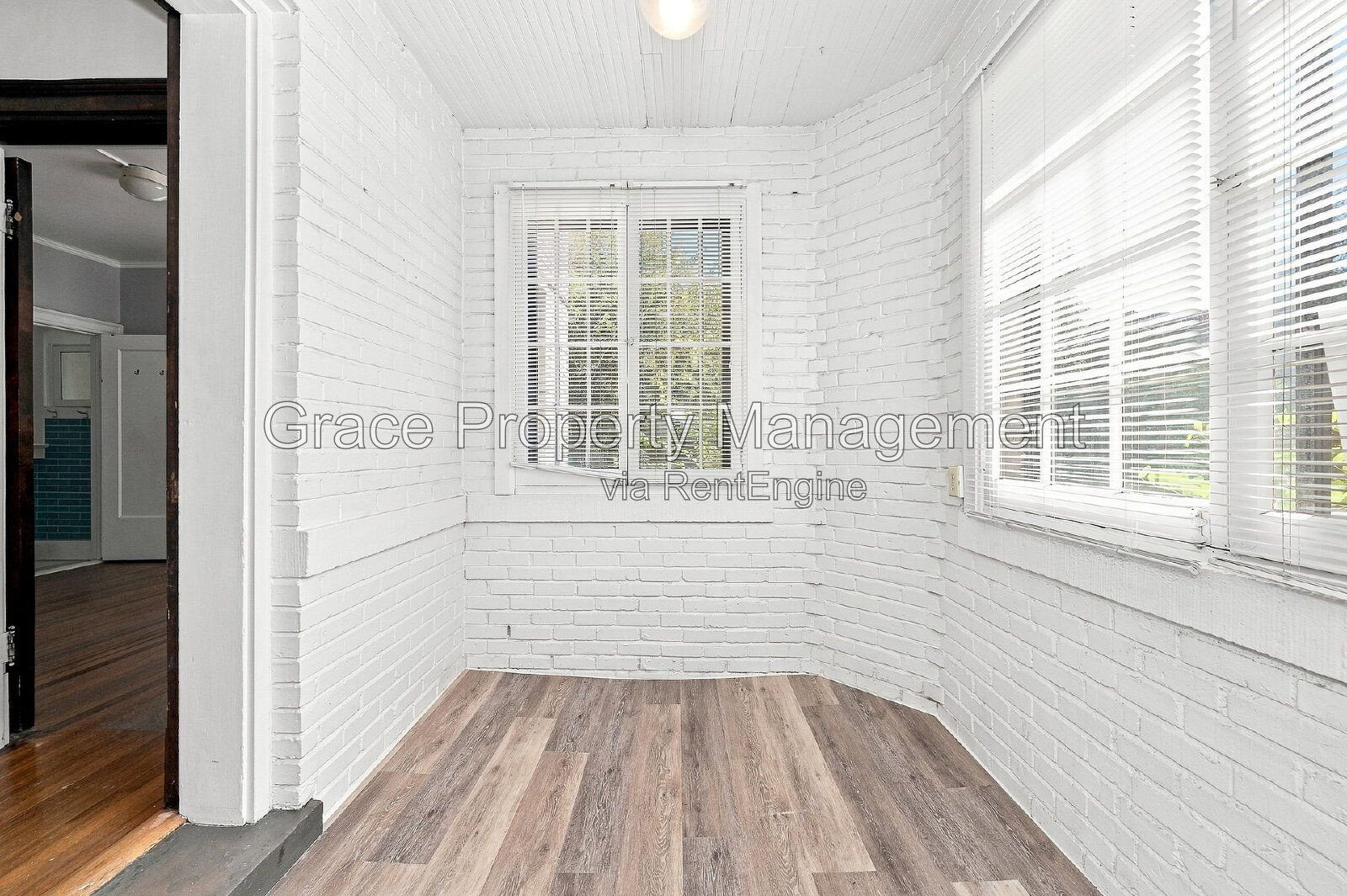 Gallery Image 15