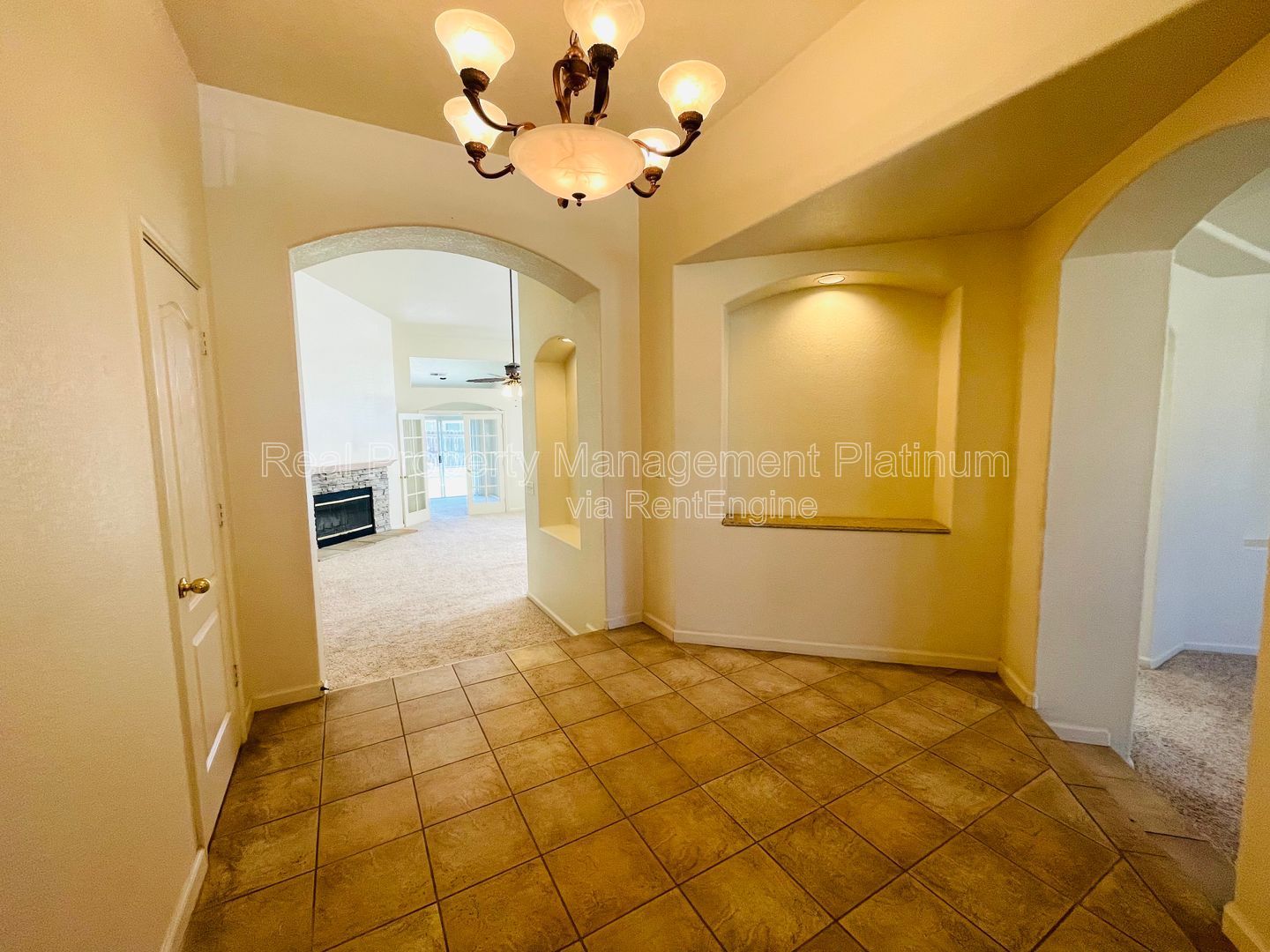 Gallery Image 16
