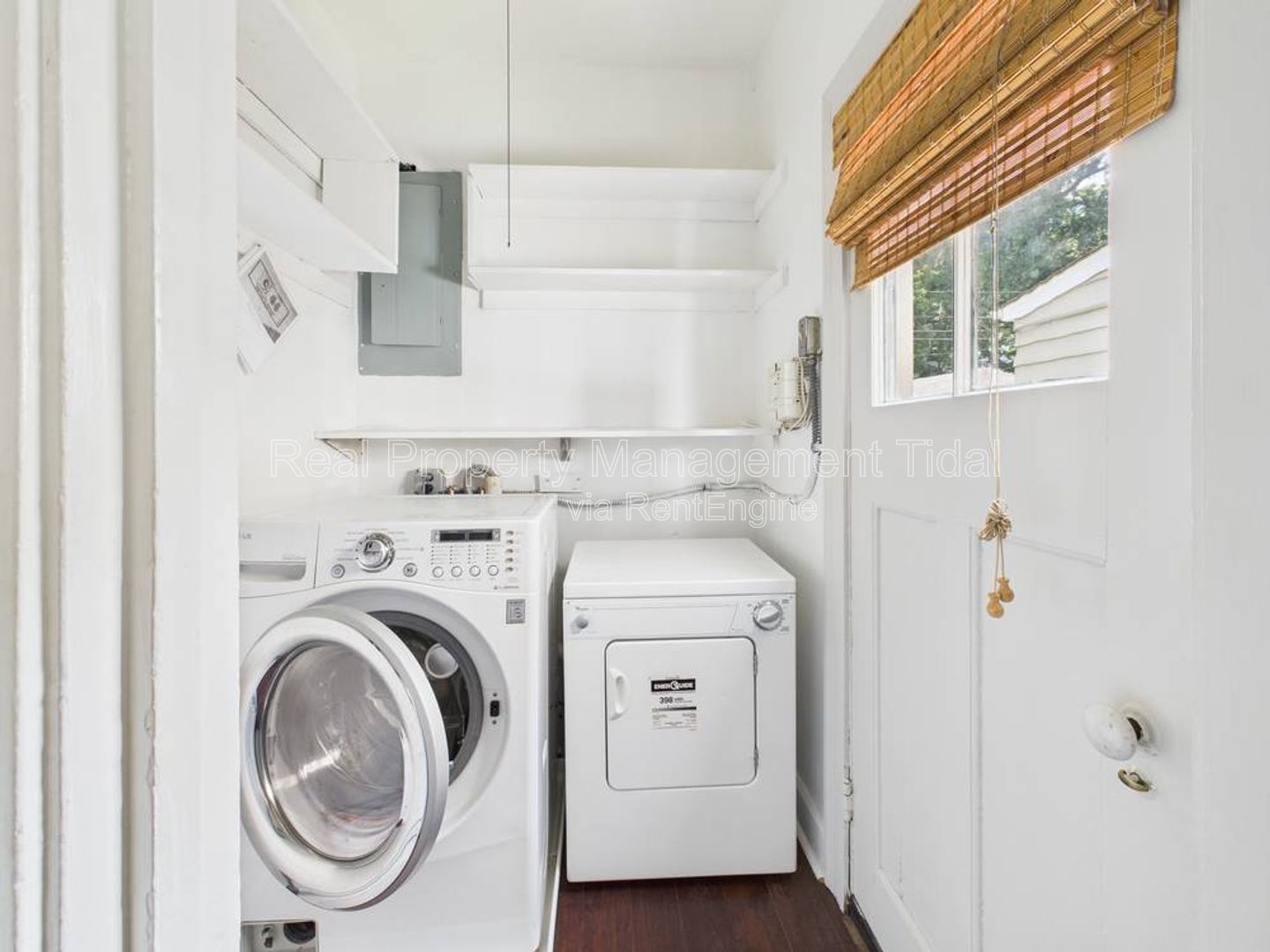 Gallery Image 13