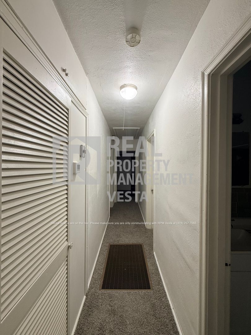 Gallery Image 17