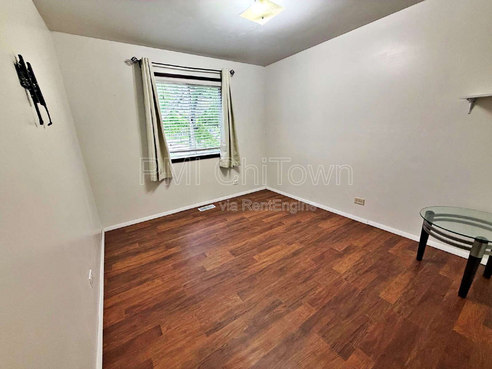 Gallery Image 18
