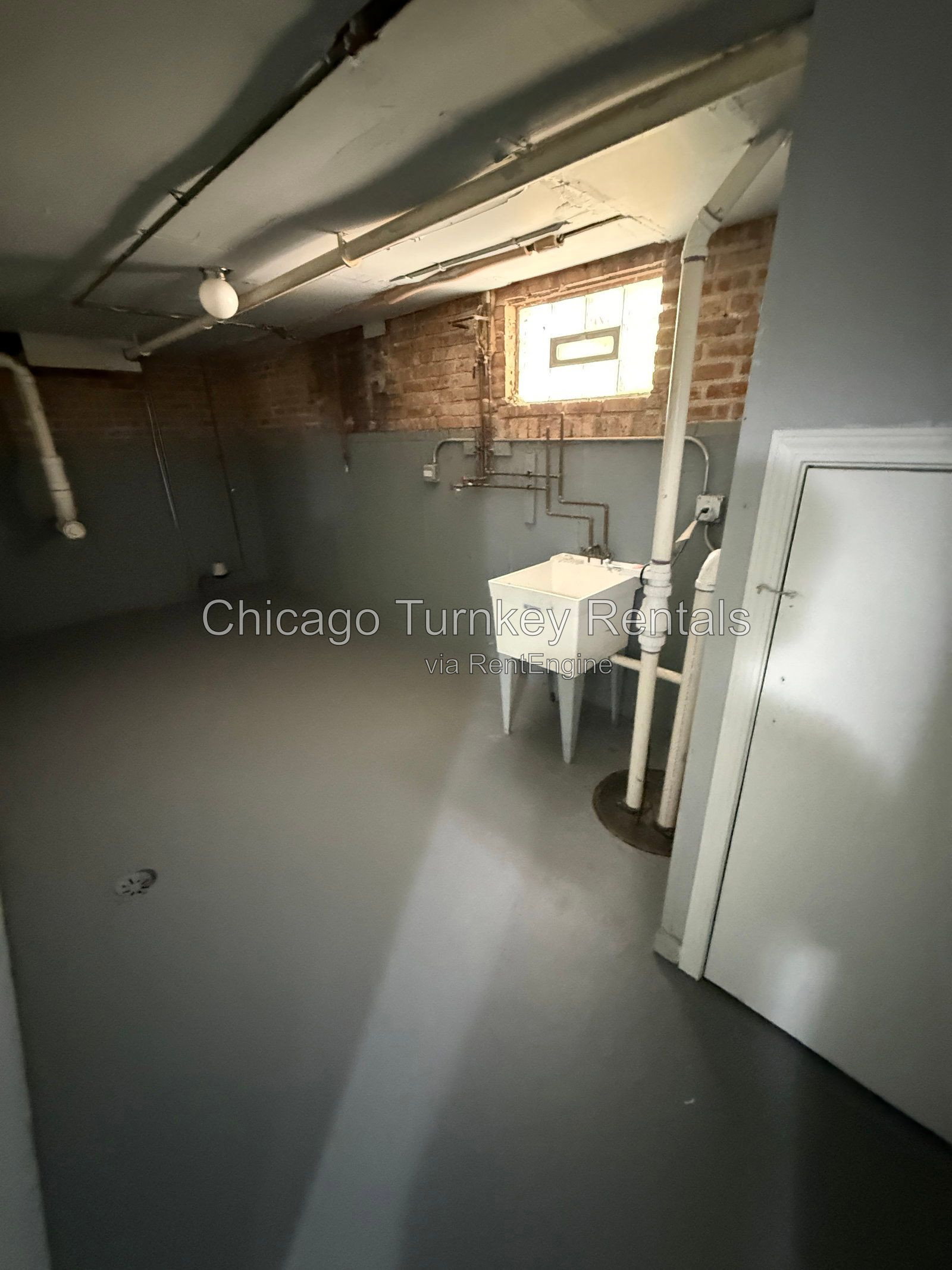 Gallery Image 16