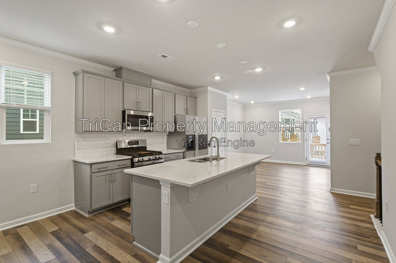 Gallery Image 10