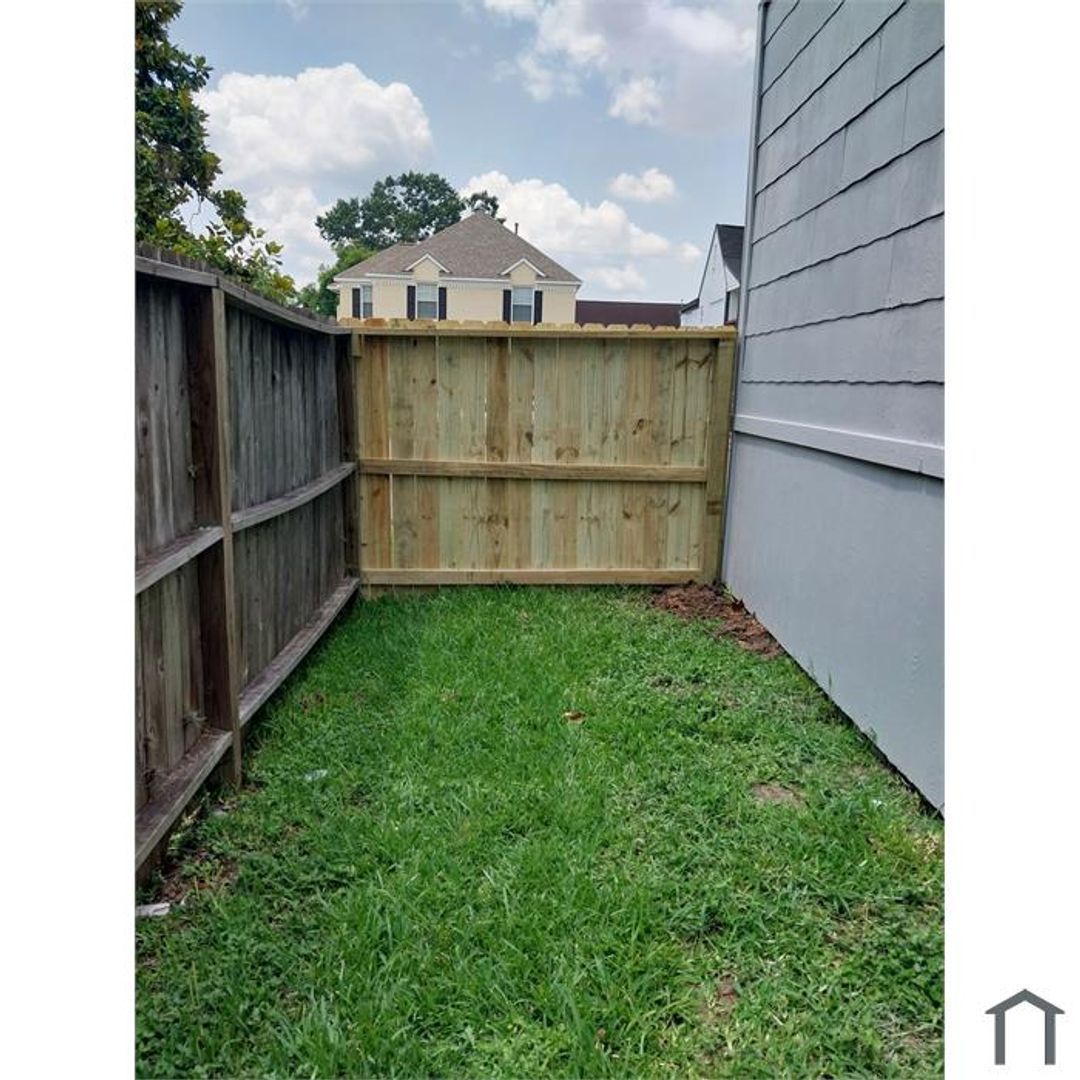 Gallery Image 13