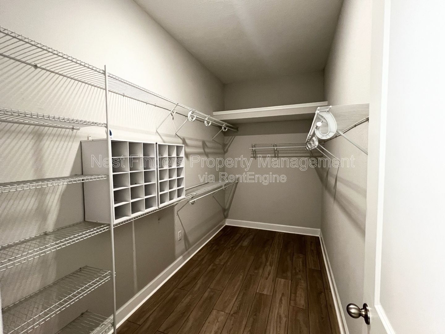 Gallery Image 17