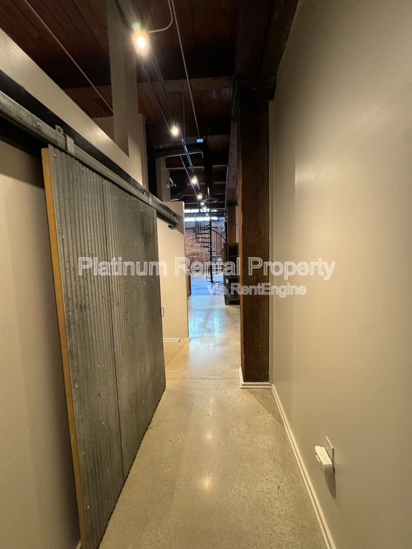 Gallery Image 11