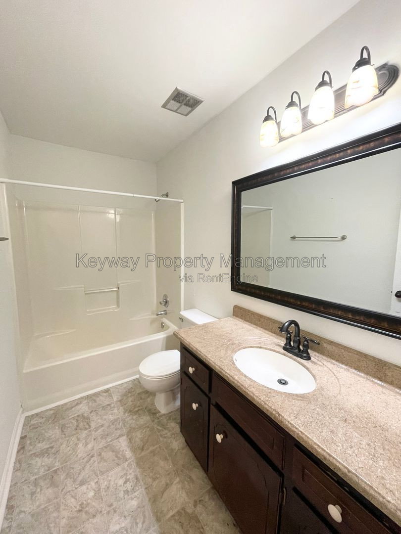 Gallery Image 17