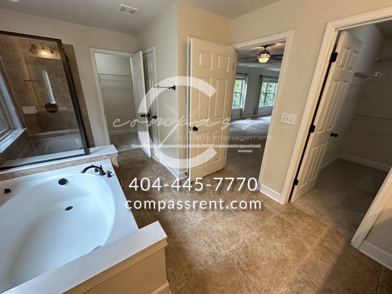 Gallery Image 17