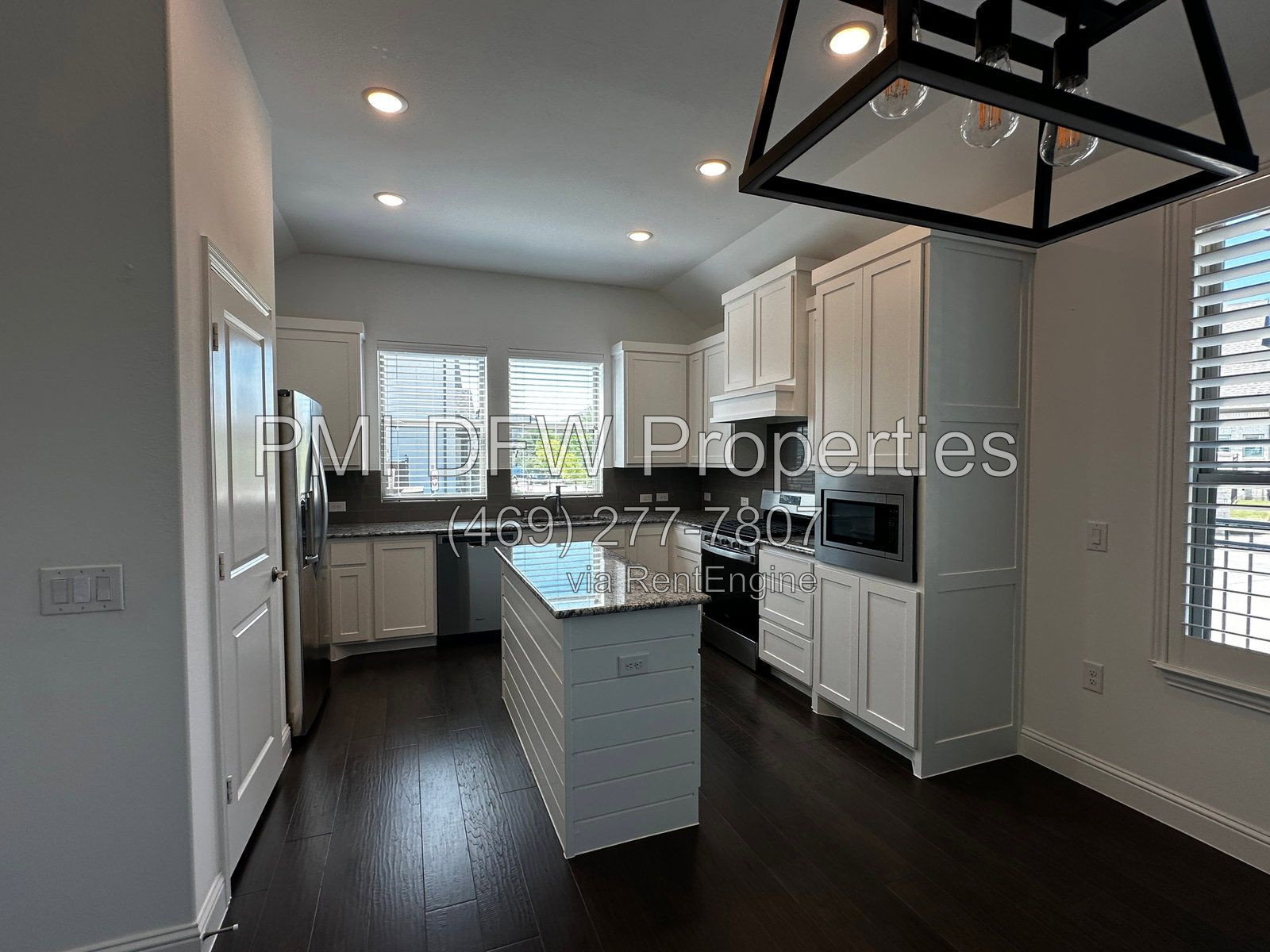 Gallery Image 16