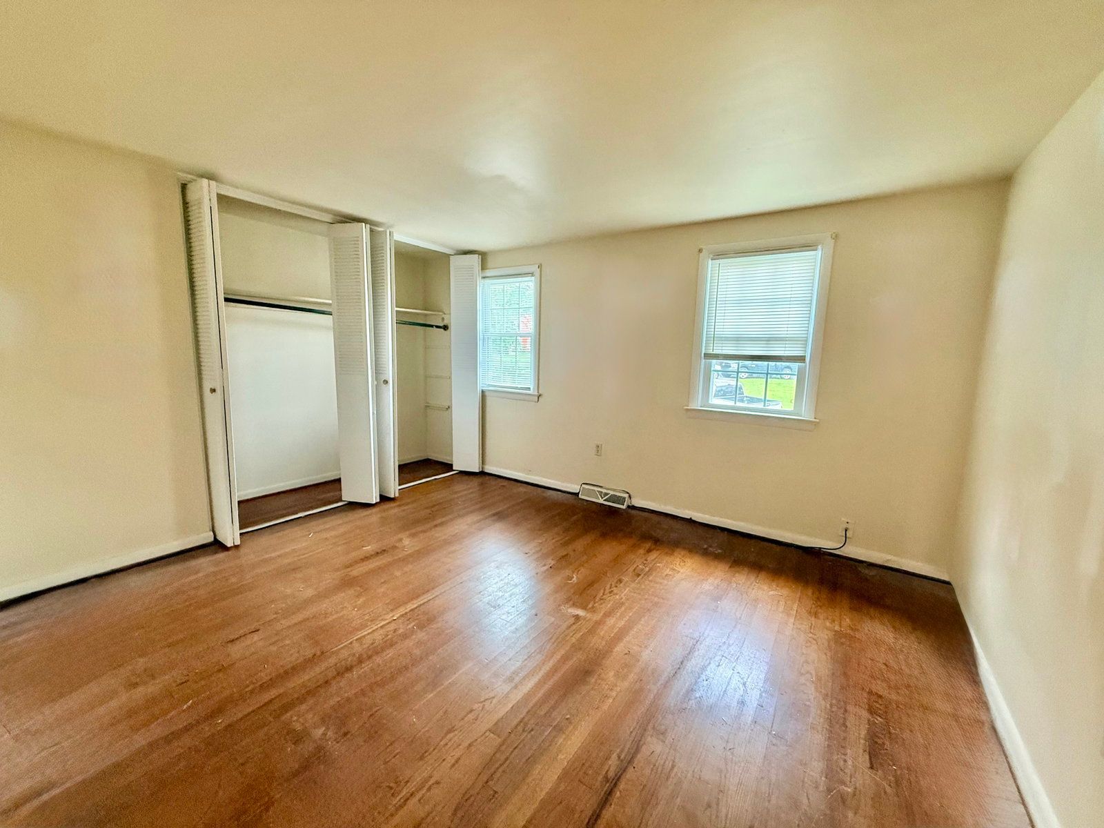 Gallery Image 16
