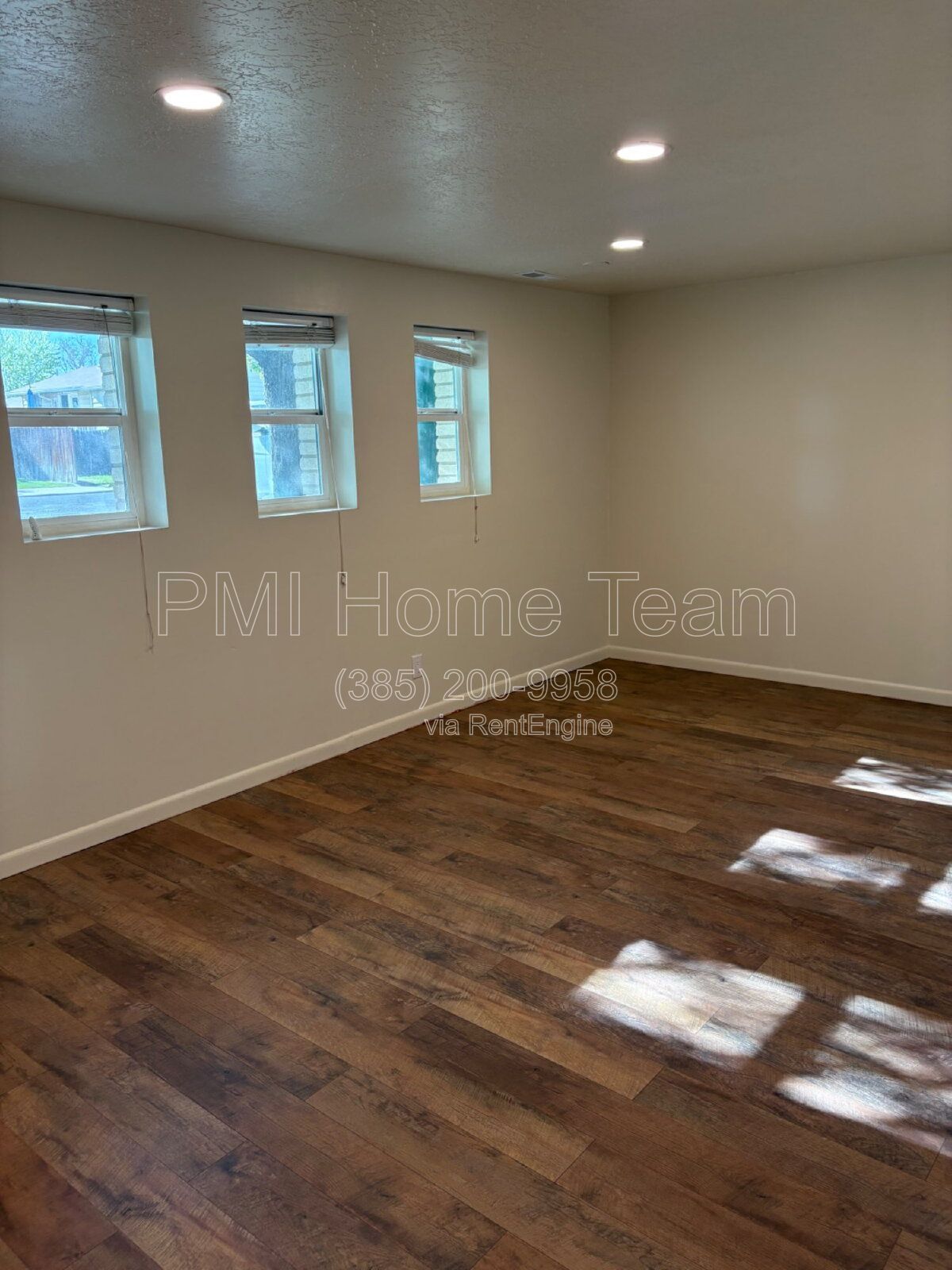 Gallery Image 16