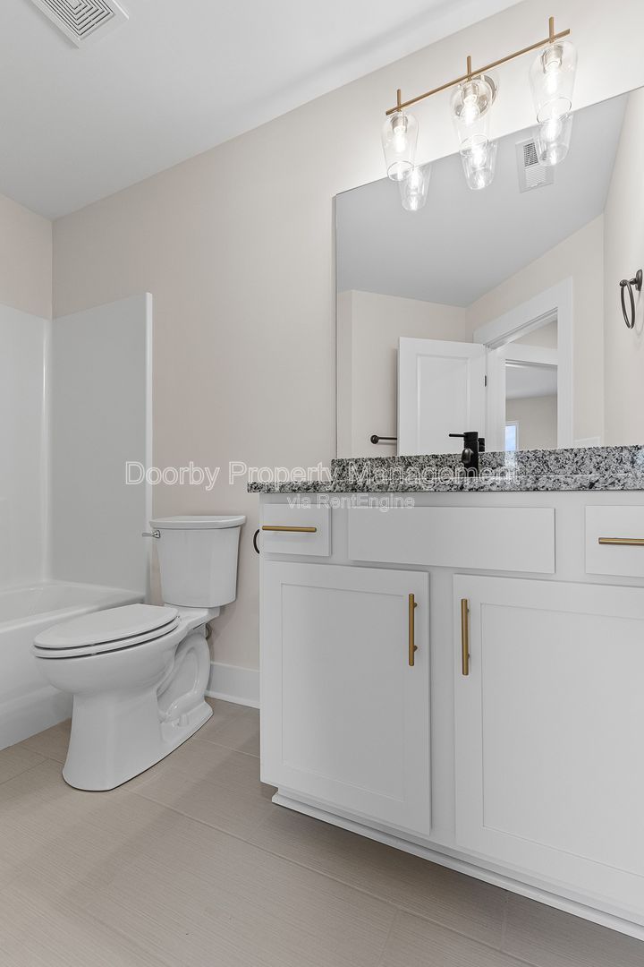 Gallery Image 14