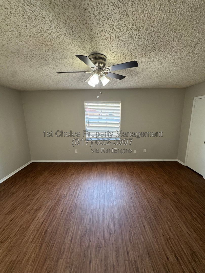 Gallery Image 15