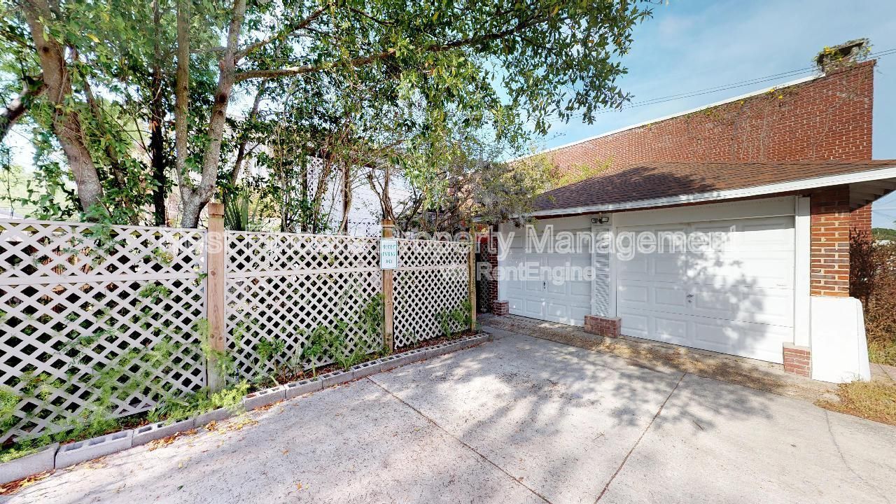 Gallery Image 32