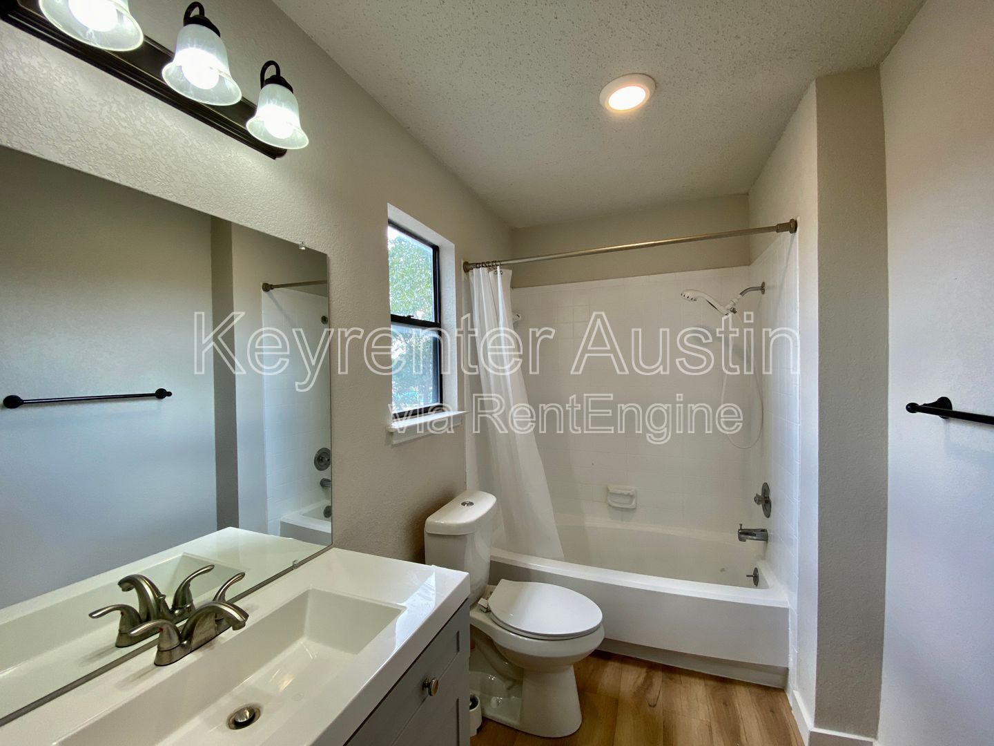 Gallery Image 18