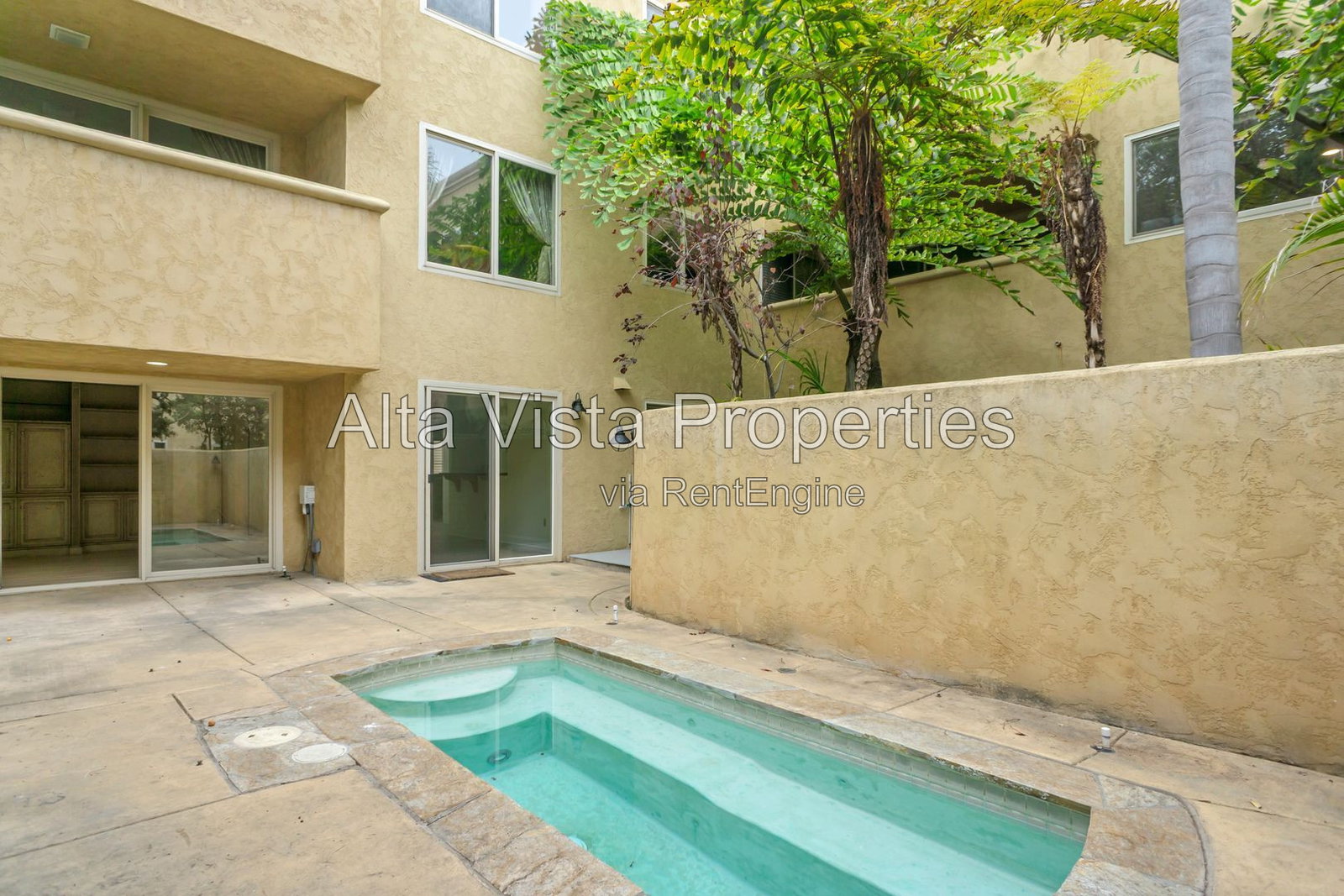 Gallery Image 25