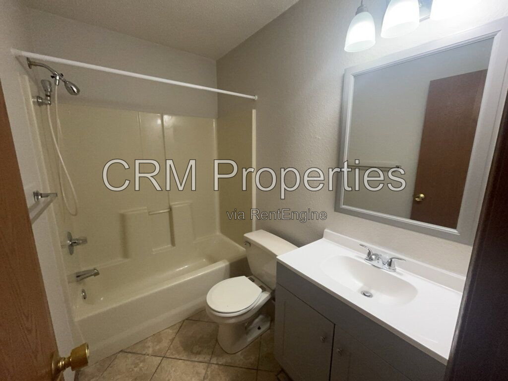 Gallery Image 16