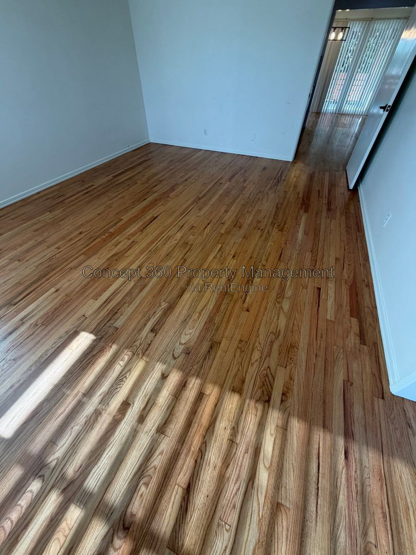 Gallery Image 58