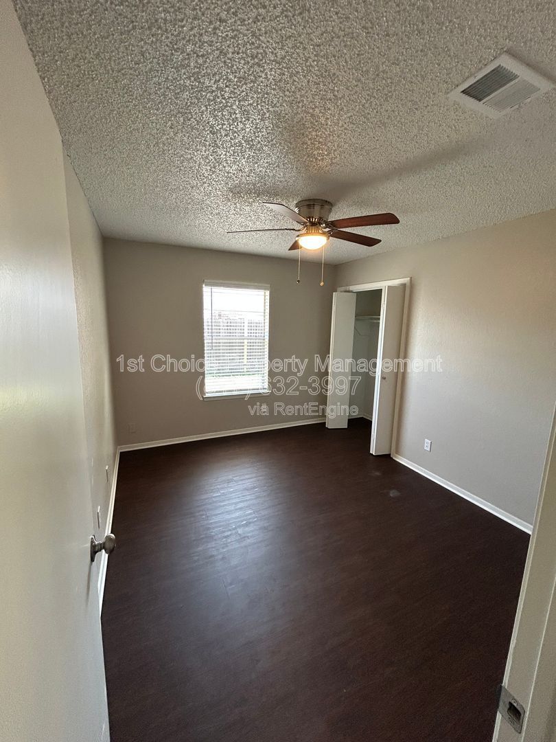 Gallery Image 25