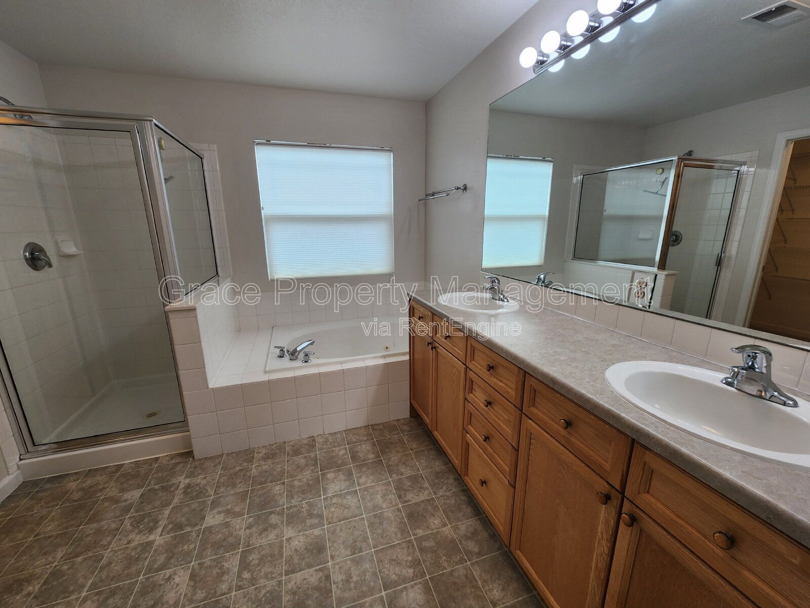 Gallery Image 21