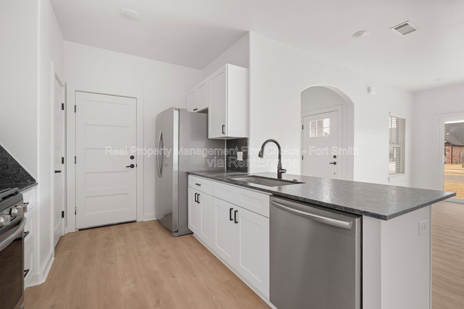 Gallery Image 9