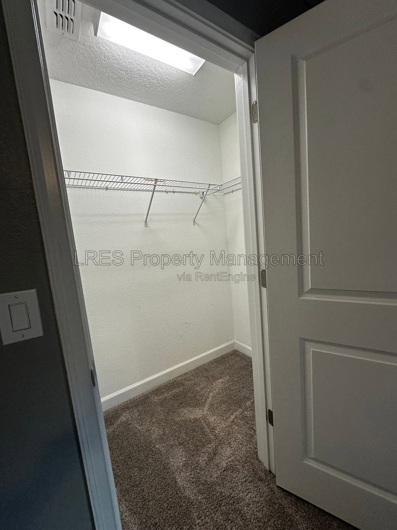 Gallery Image 33