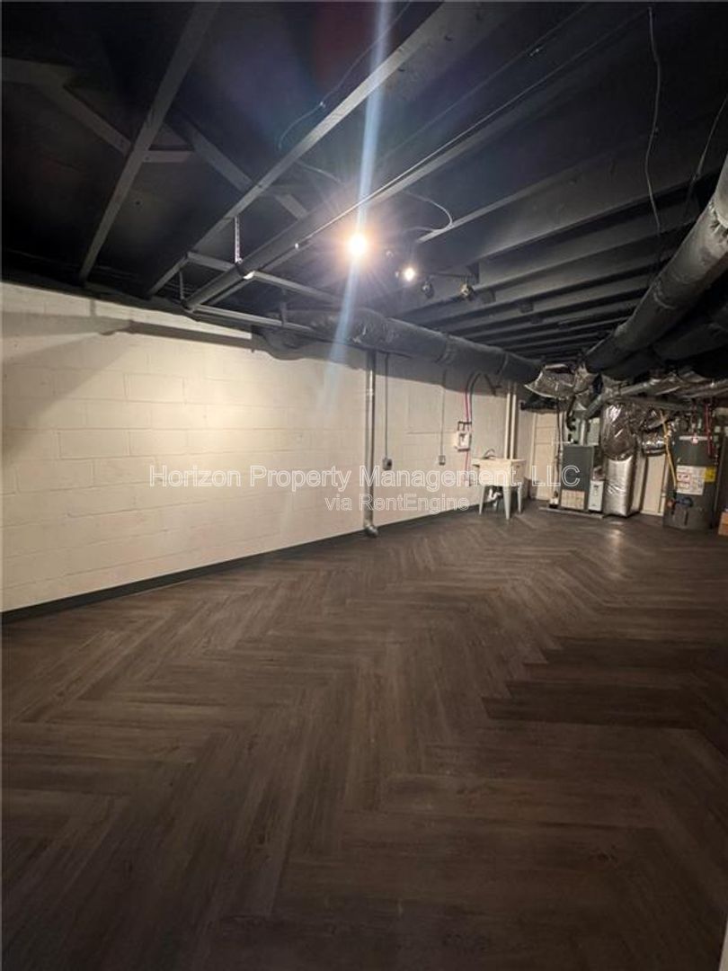 Gallery Image 19